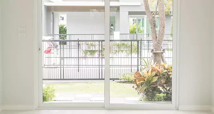 Balcony Screen Door Repair in Deerfield Beach, FL