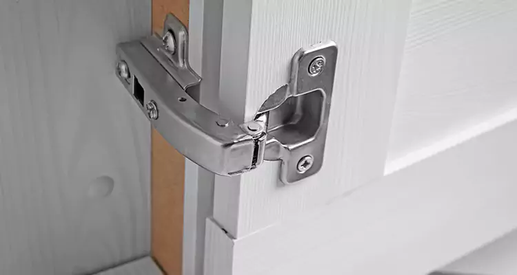 Shower Door Hinge Replacement in Deerfield Beach, FL