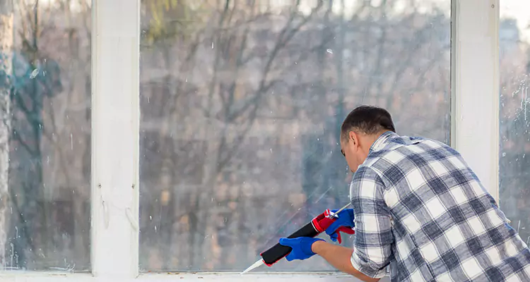 Quality Sliding Shower Door Repair for Closing Issues in Deerfield Beach, FL