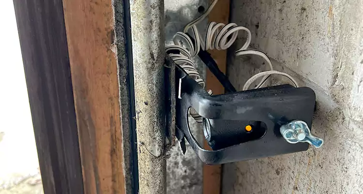 Fix Broken Garage Door Sensor in Deerfield Beach, FL