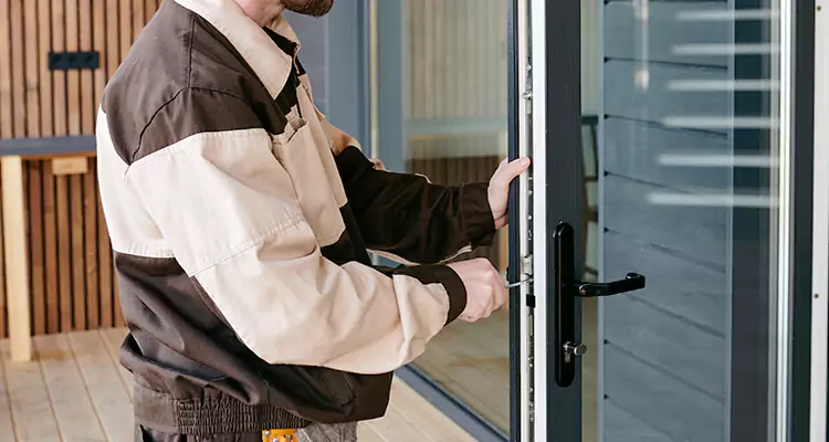 Fix Patio Screen Door Rollers in Deerfield Beach, FL