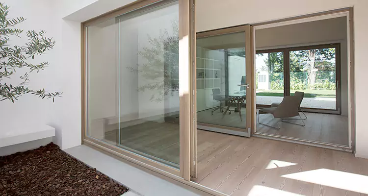 Sliding Screen Door Bottom Track Replacement in Deerfield Beach, FL